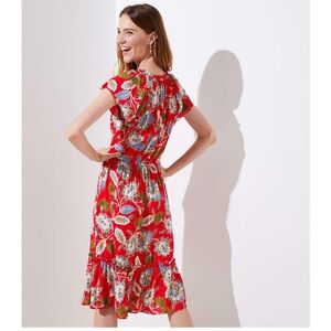 LOFT Red Floral Ruffle Midi Flounce Dress Size Med Summer Short Sleeve‎ Sundress